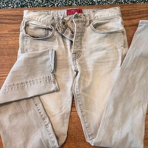 Lucky’s button light wash 121 Heritage Slim Jeans